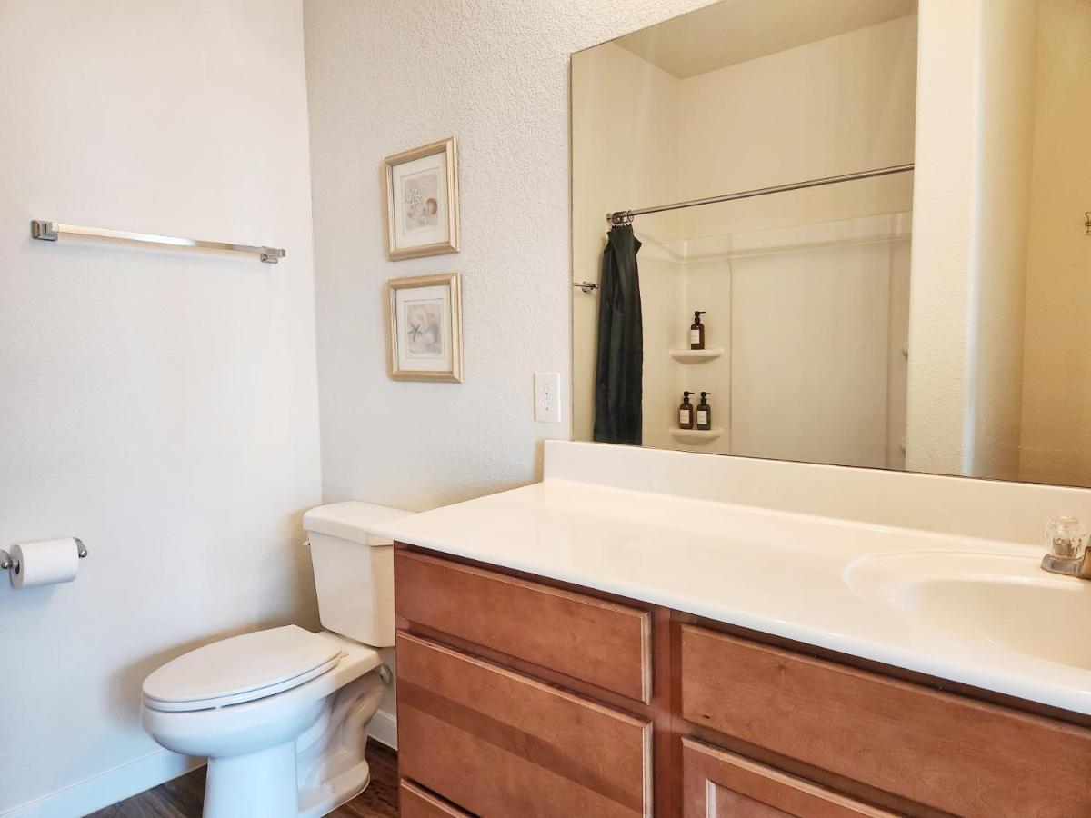 4 Bedroom Home Near Downtown Med Center Nrg Stadium Pearland Skyview Long By Ion Rentals Houston Exterior photo